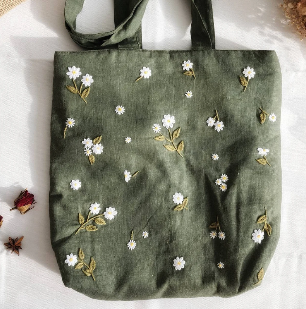 Hand Embroidered Daisy Linen Bag